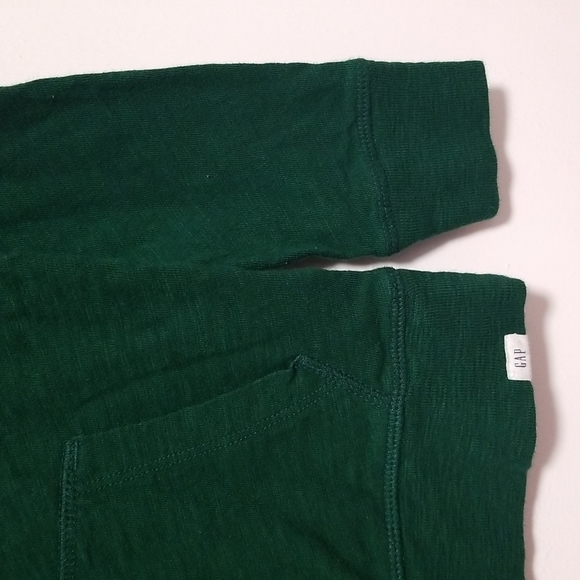 2/$20 GAP Flip Sequin Bear Graphic Print Long Sleeve Sweatshirt Size S - Picture 4 of 11